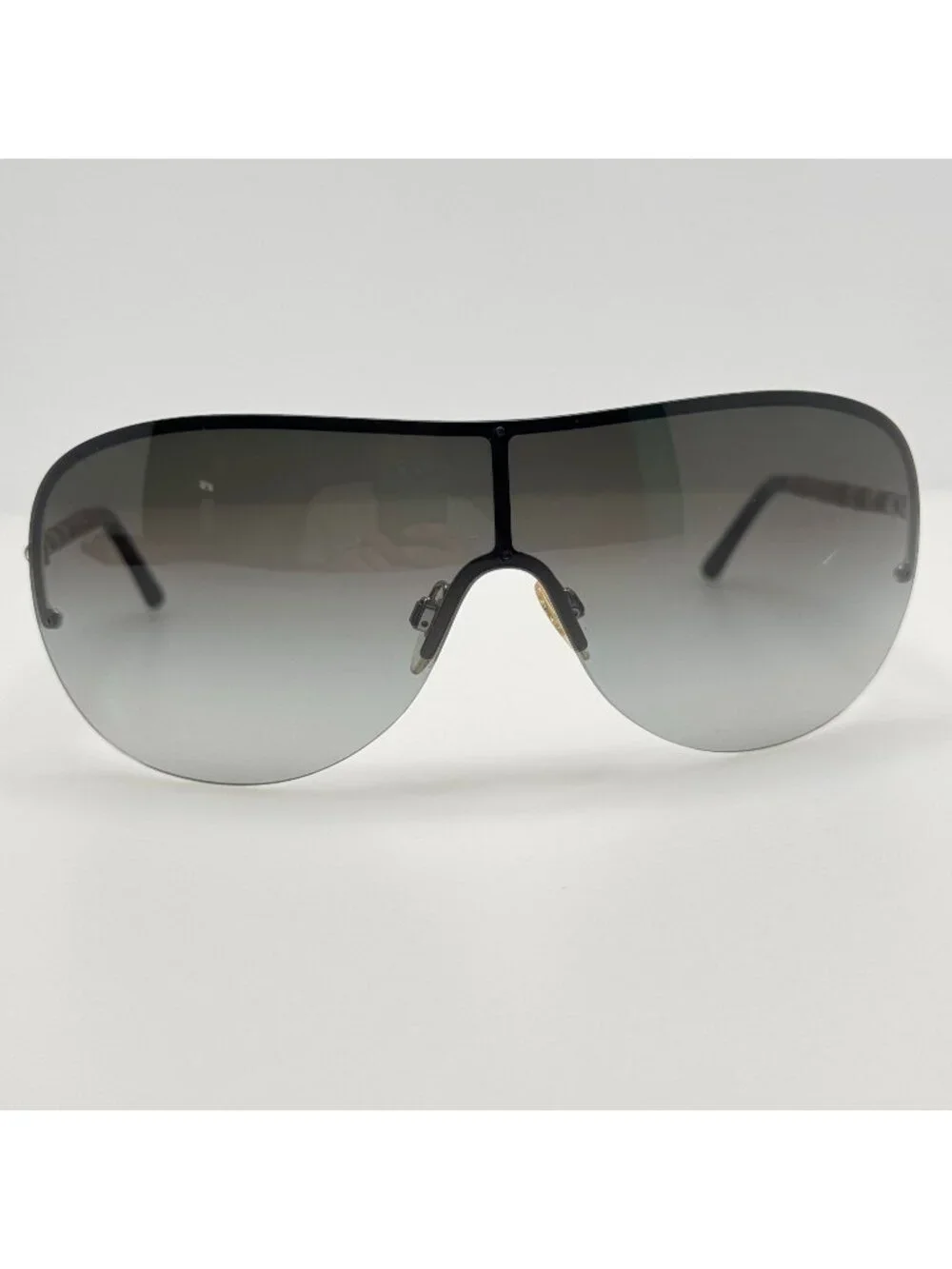 Burberry Sunglasses B 3063 1005/8G Italy 3N 125